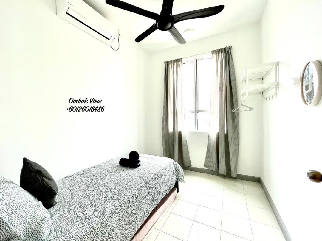 קואלה טרנגאנו New Seaview Families Suite - Breezy Blue מראה חיצוני תמונה
